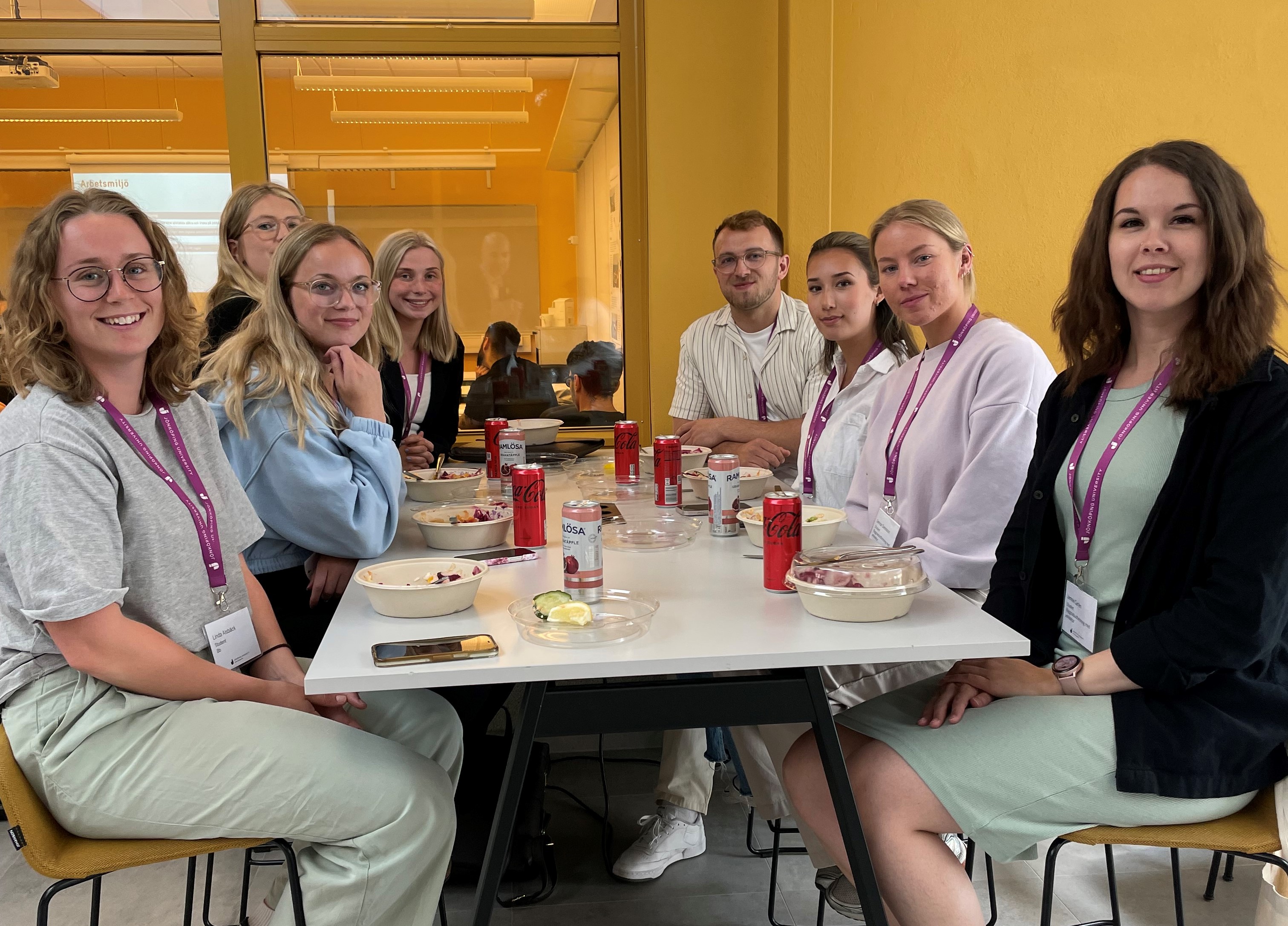 Students at the School of Engineering.