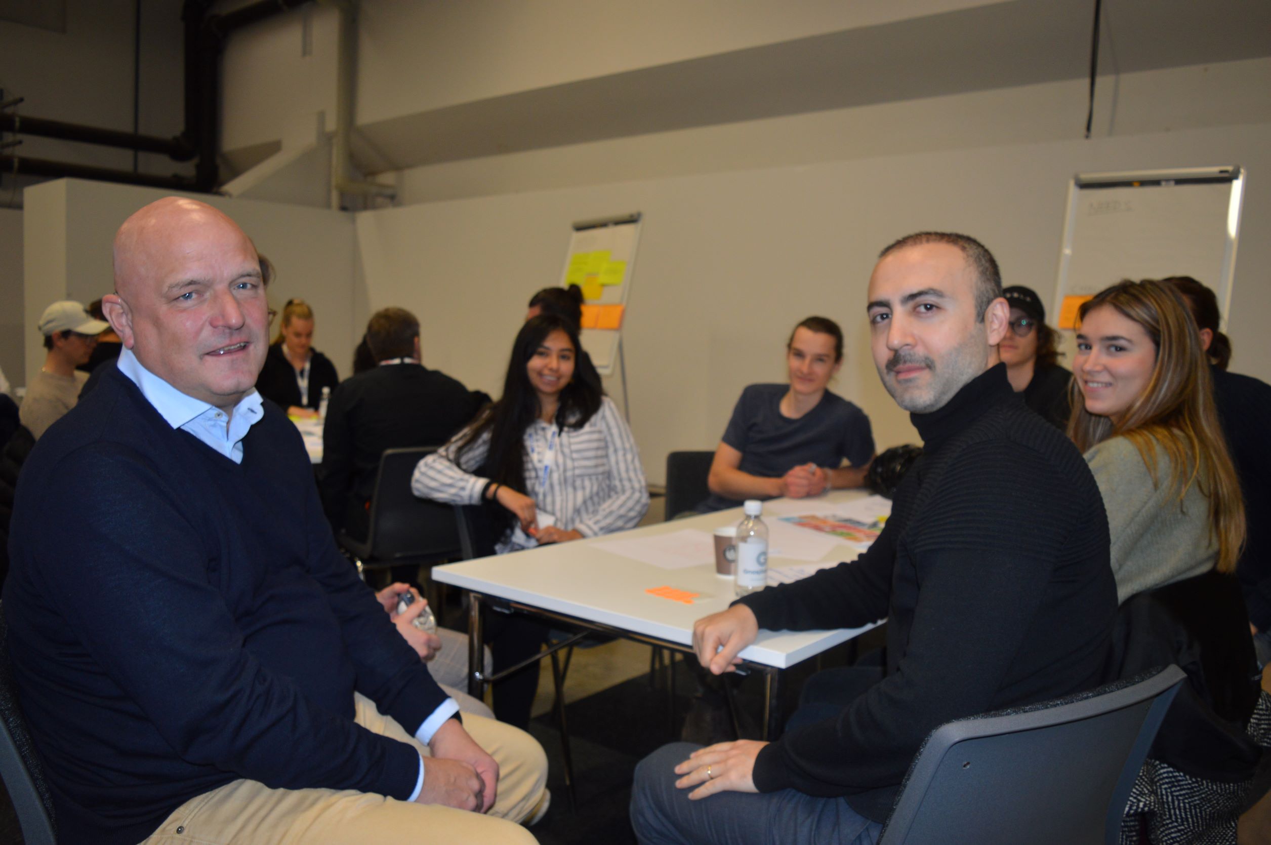Lars Eriksson, Professor Industrial Design at JTH and Moe Soheilian, Lecturer at JTH, during the workshop with, among others, JTH students at Elmia Subcontractor.