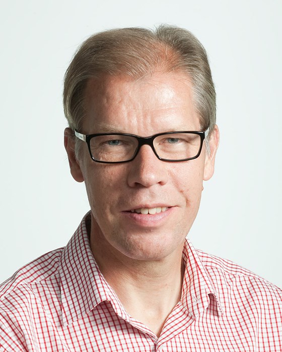 Porträttfoto av Peter Blomstrand