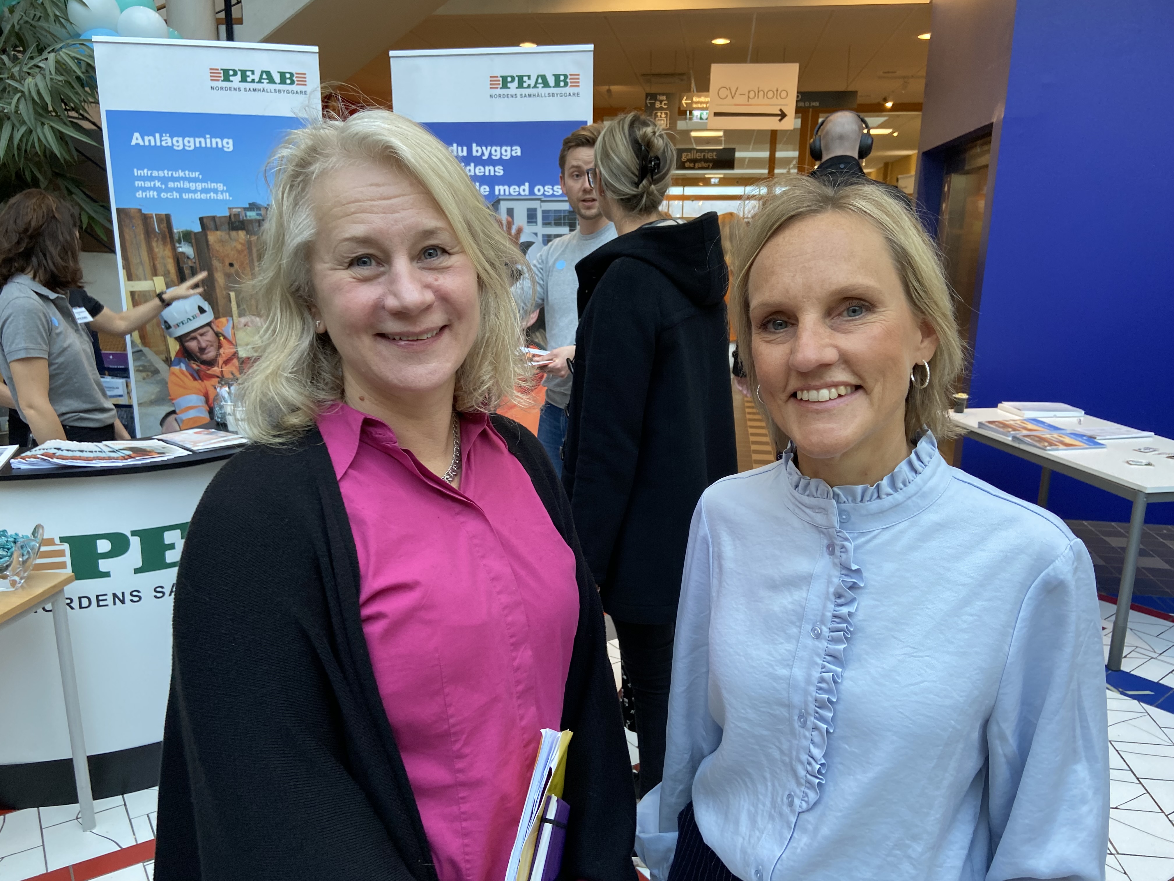 Agneta Marell (till vänster), rektor för Jönköping University (JU) och Ingrid Wadskog, vd för Tekniska Högskolan (JTH) på Karriärum.