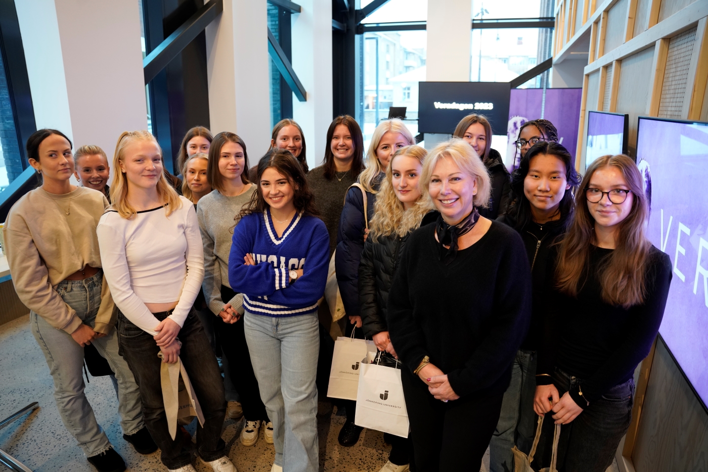 Barnbarn till Sveriges första kvinnliga ingenjör besökte VERA-dagen