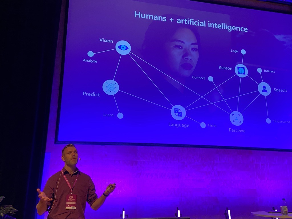 Magnus Littorin, data och AI-specialist på Microsoft Sverige på AI-dagen.