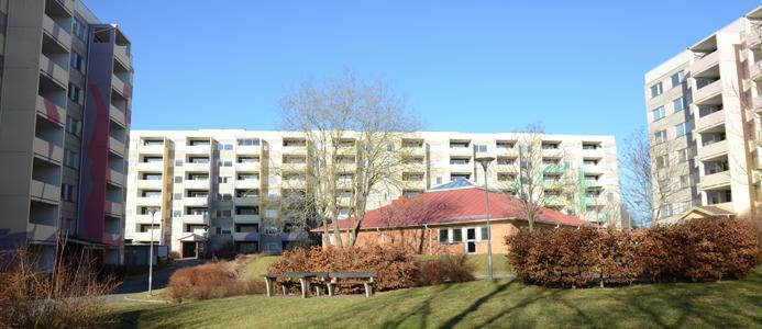 Outdoor view of student apartment building