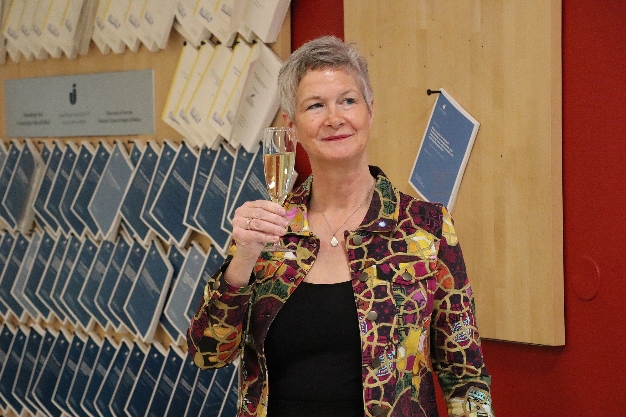 Spikning av avhandlingen i Röda rummet på Hälsohögskolan