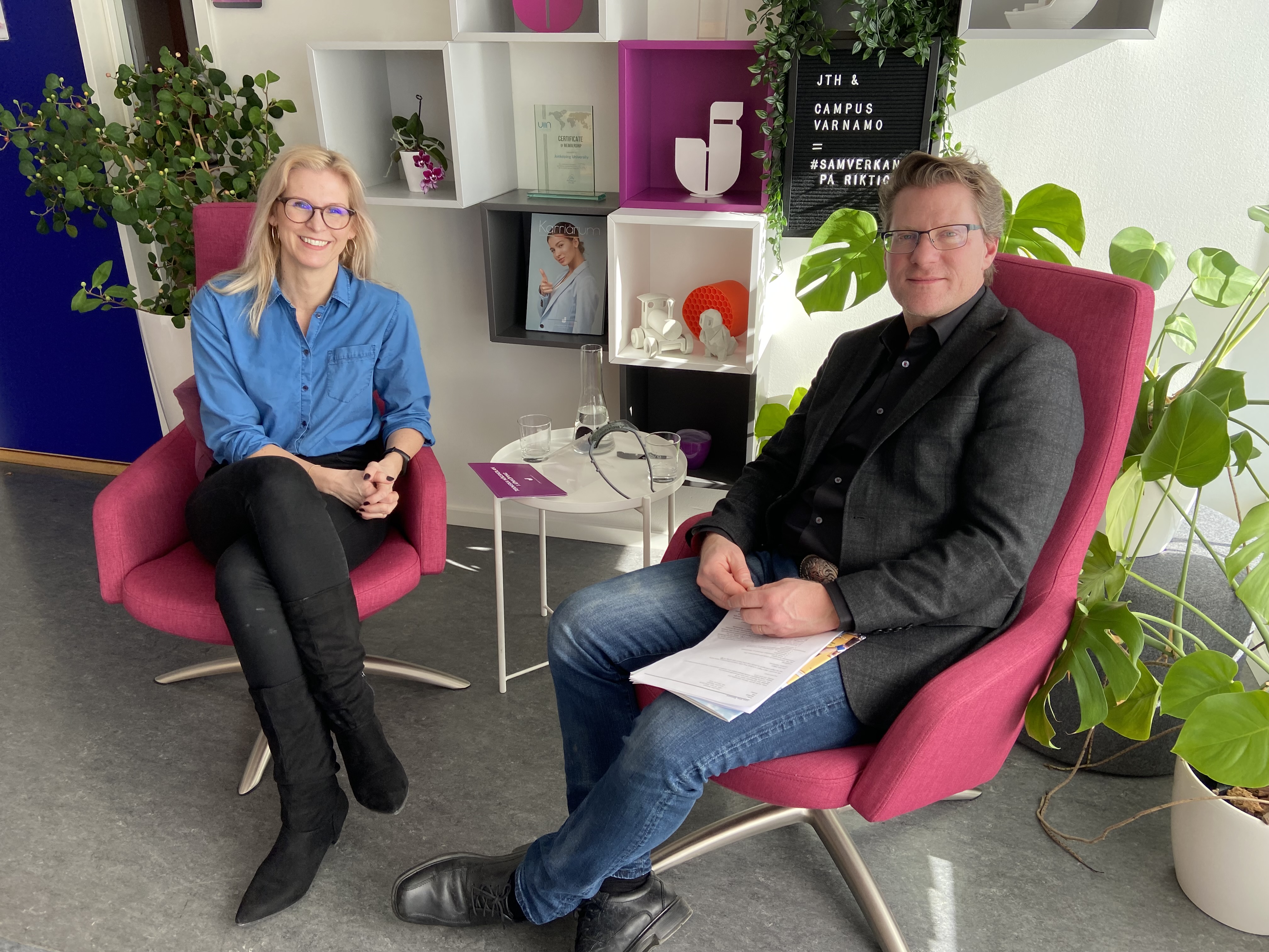 Linda Bergqvist, External Relations Manager, and Lars-Uno Åkesson, Competence Academy accountable at Campus Värnamo.