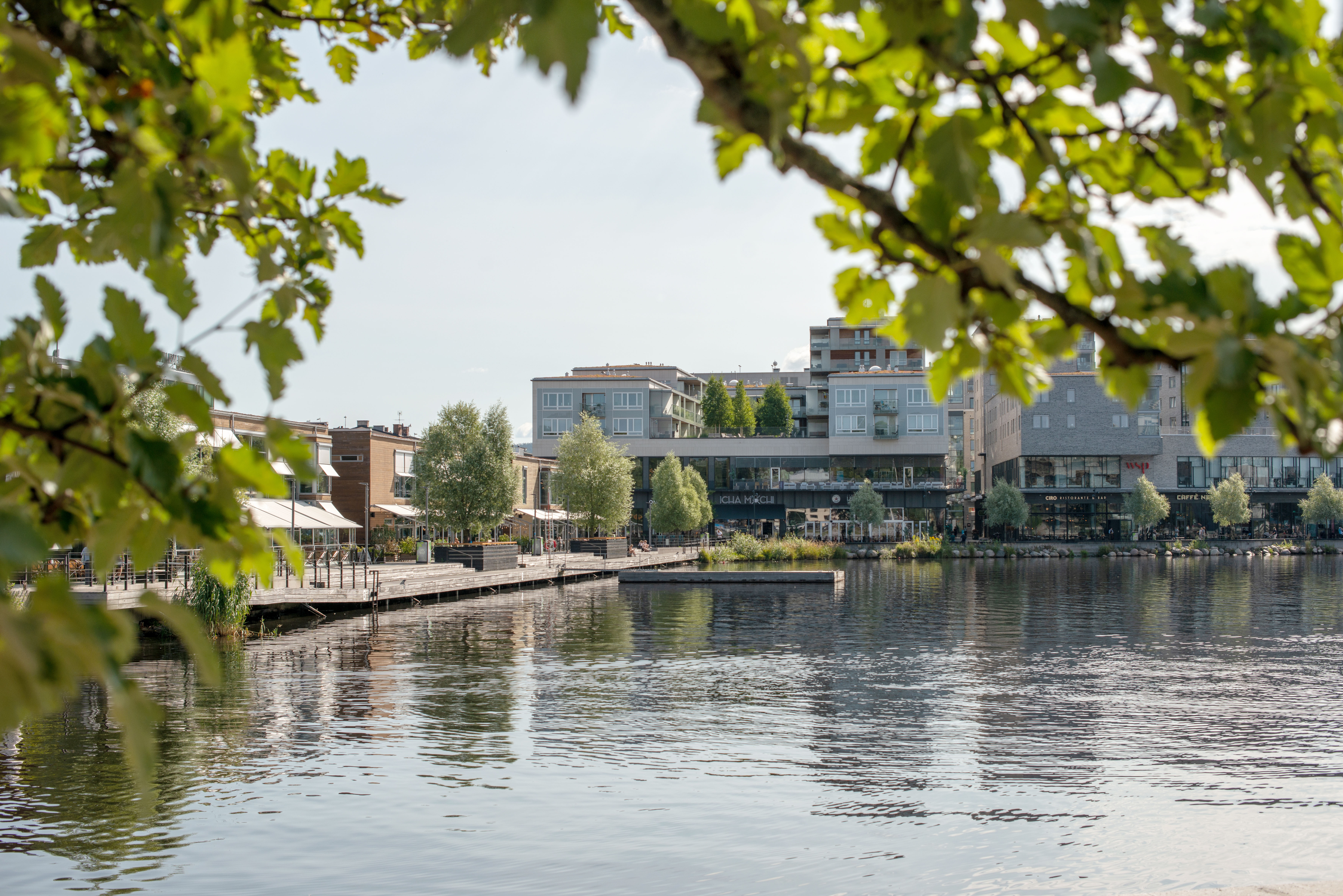 Bryggan vid Munksjön i Jönköping. 