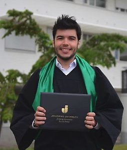 Victor Vallim, Former Student, International Management