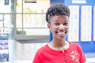 Domina Kiunsi, Student, User Experience Design