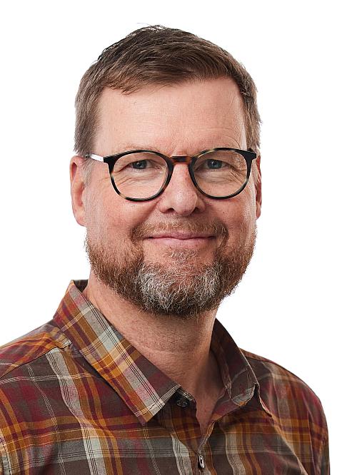 Niklas Toth